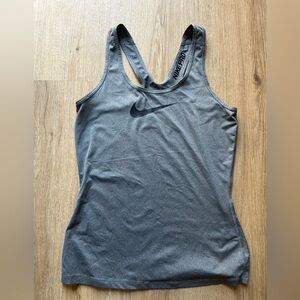 Nike DriFit Racerback Tank Size M 🩶
